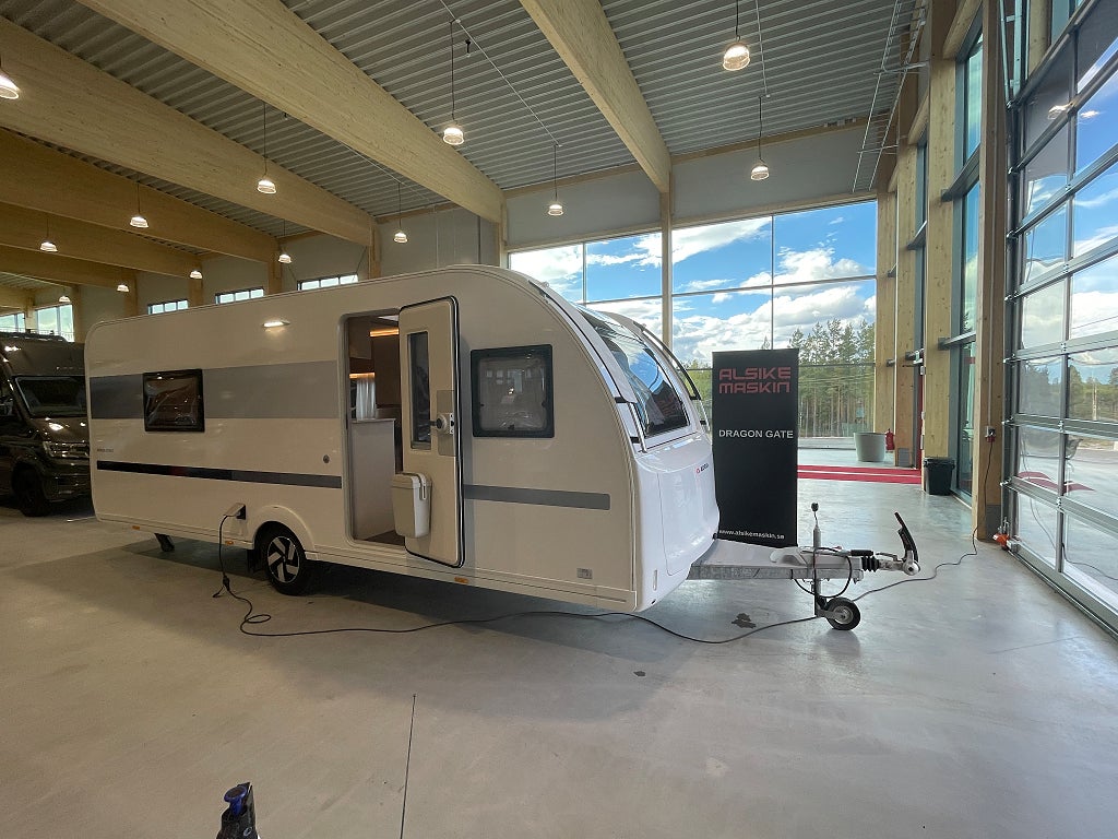 Adria Adora 572 UT /Långbäddare/ALDE/Golvvärme/Fabriksgaranti