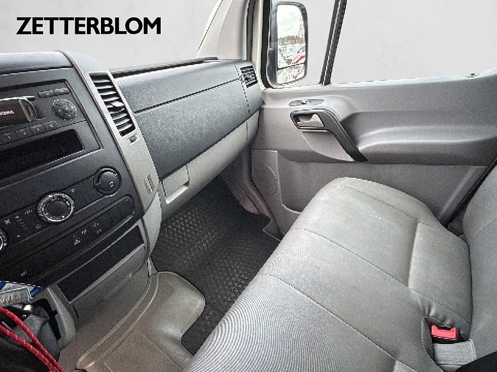 Transportbil - Skåp Volkswagen crafter 9 av 13