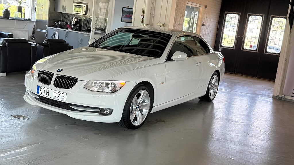 BMW 3 Series 325 2011