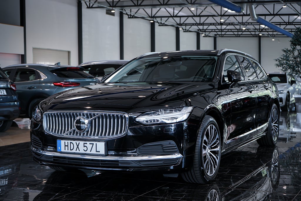 Volvo V90 Recharge T6 AWD AUT Core Edition Long Range 350hk 