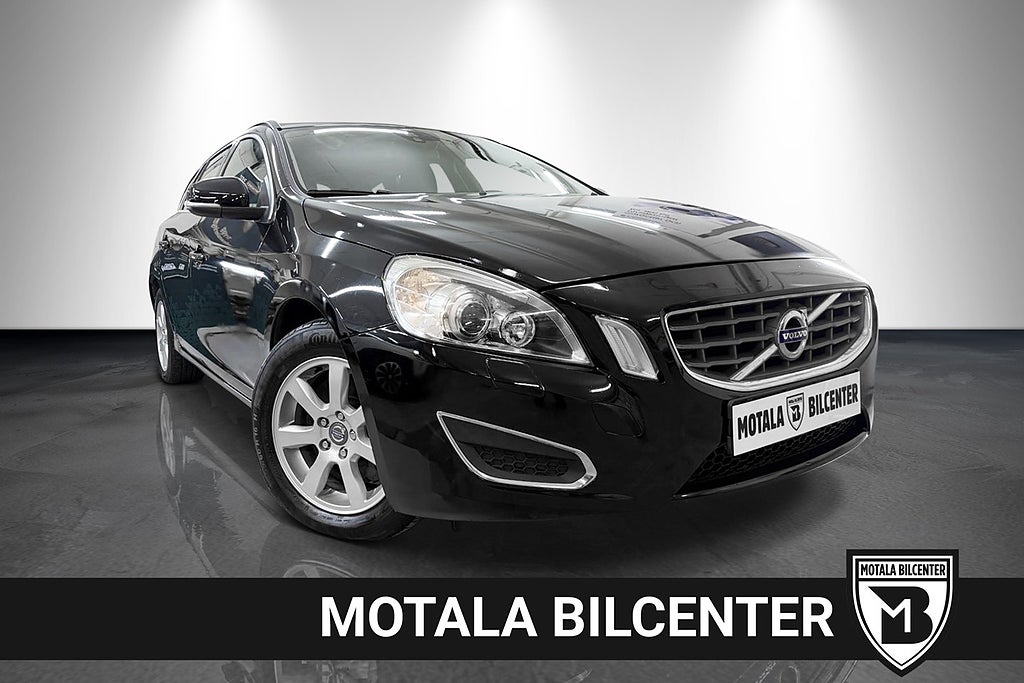 Volvo V60 D5 AWD Geartronic Momentum Euro 5. Ny Kamrem. 