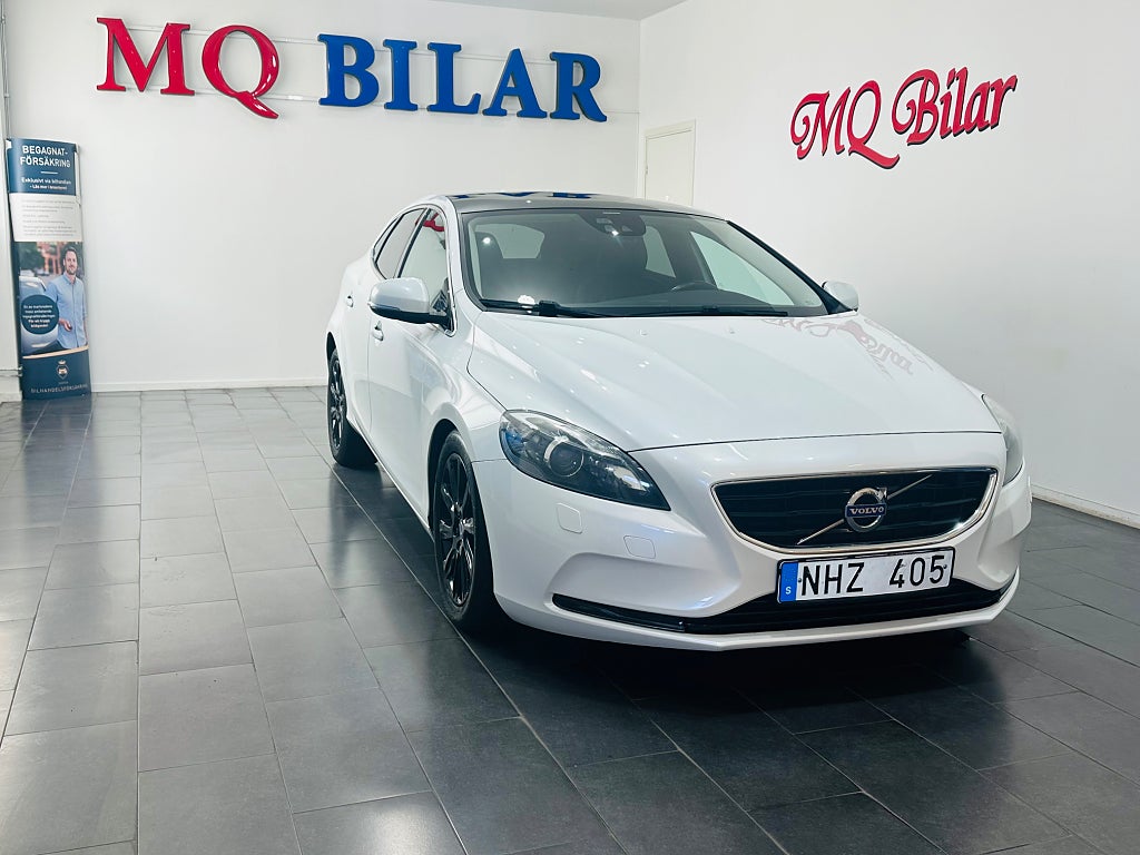 Volvo V40 D2 Powershift Summum|Pano|Gps 115hk
