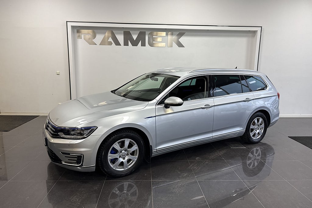 Volkswagen Passat Variant GTE 1.4 TSI Drag Backkmera 