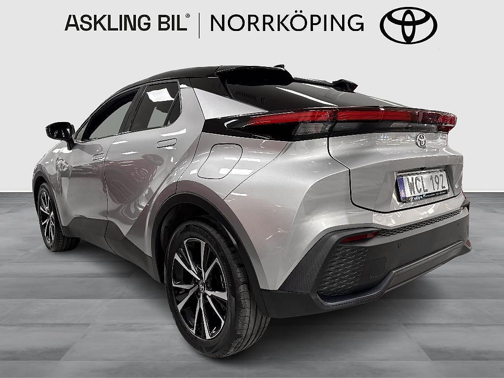 Toyota C-HR 2025 - miniatyr 3