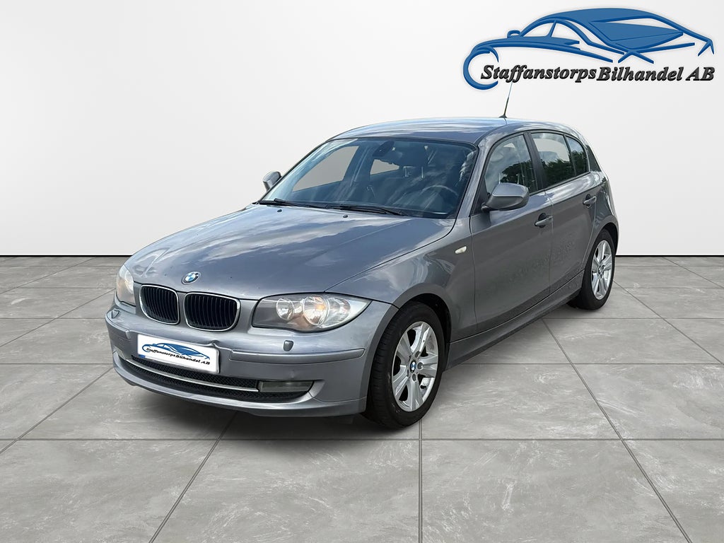 BMW 118d 5-dörrars Advantage, Comfort | NYBES 
