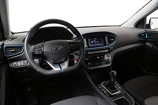 Halvkombi Hyundai IONIQ 12 av 22