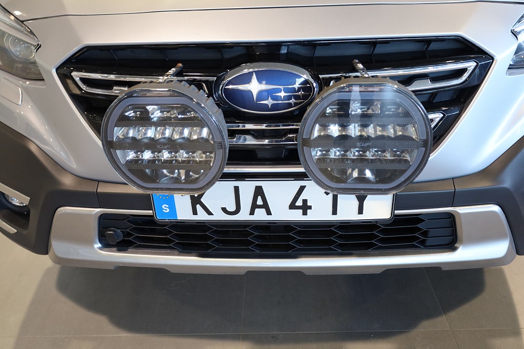 Subaru Outback 2,5i 169hk 4WD XFuel Limited AWD Aut Skinn Drag Värmare 2023