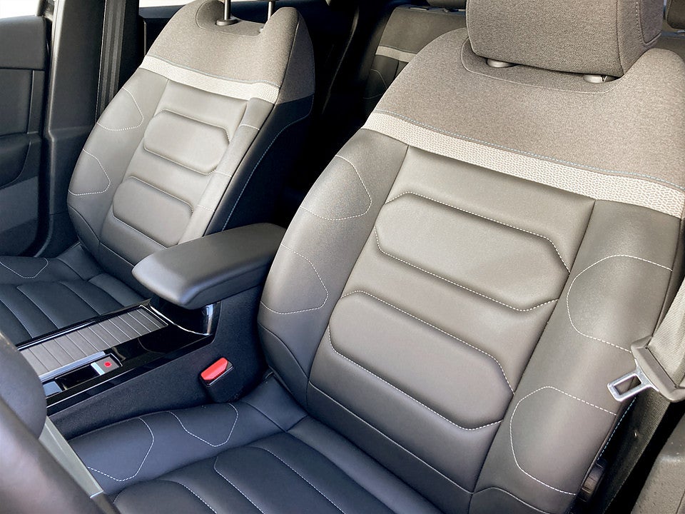 Bild på Citroen C4 X Shine 1.2 PT 130hk Aut B-KAMERA NAVI