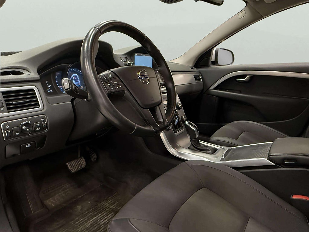 Volvo V70 D3 Geartronic Classic, Momentum Navi Drag  2 Ägare - miniatyr 12