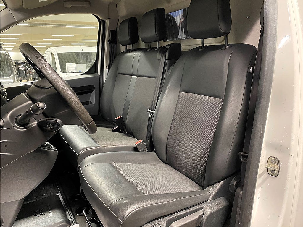 Bild på Citroën Jumpy PRO Business 2.0 BHDi 122hk - MOTORVÄRMARE
