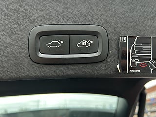 Volvo XC40 D3 AWD Momentum Pro SoV-Däck/Elstol/Kamera/Psens/Navi – bild 23