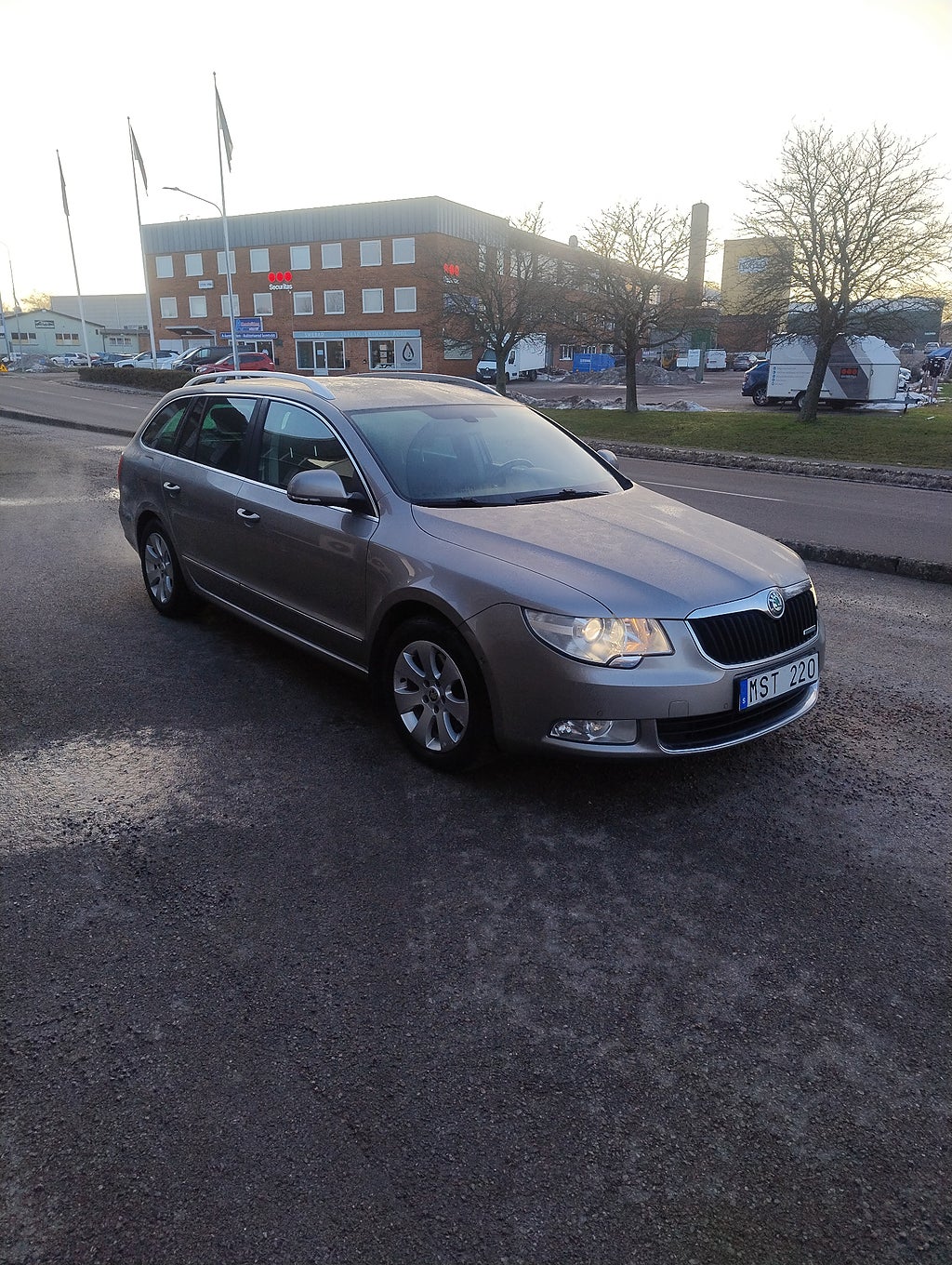 Skoda Superb Kombi 1.6 TDI Elegance Euro 5