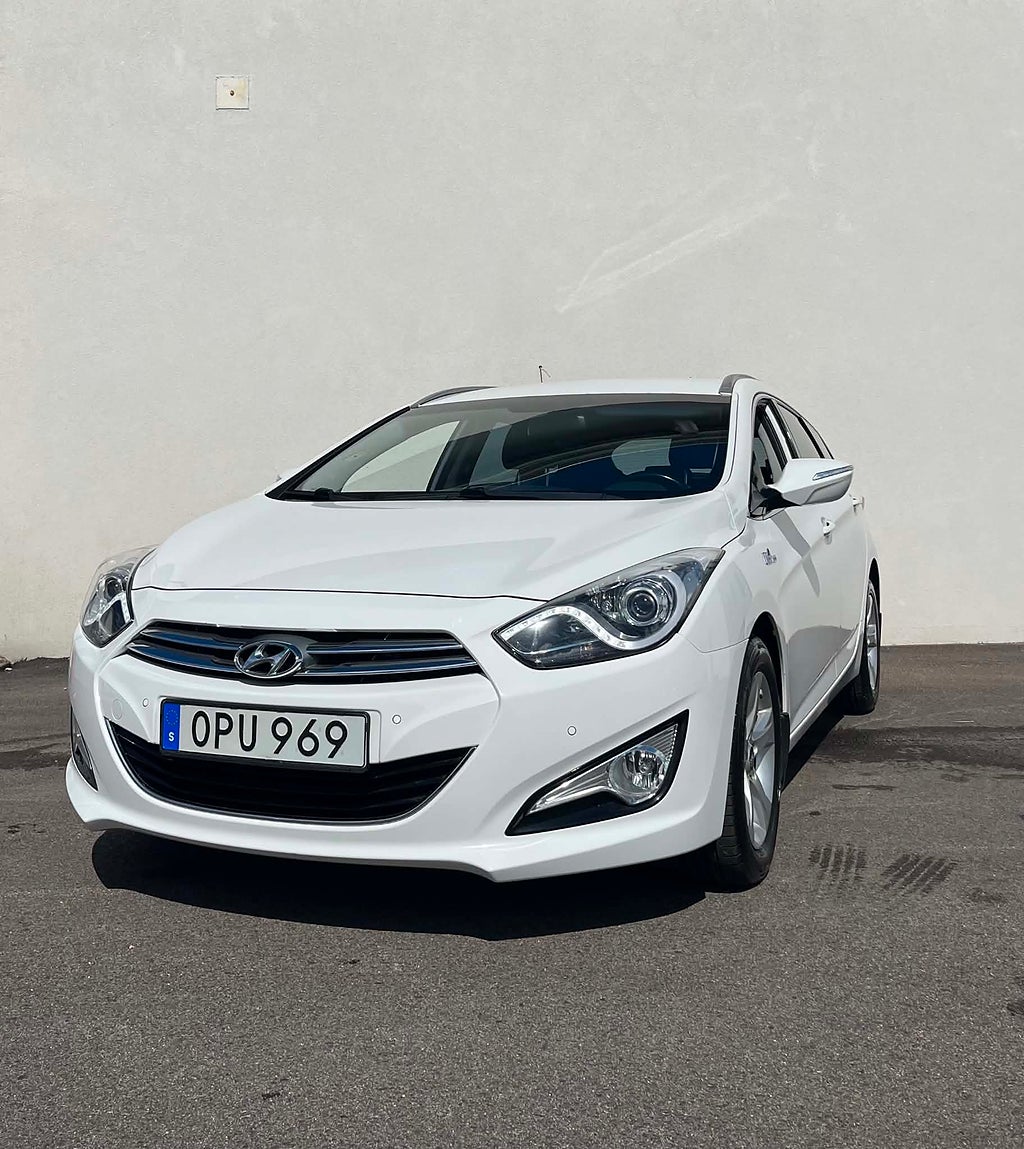 Hyundai i40 cw 1.7 CRDi Select Euro 5 "NYSERVAD"