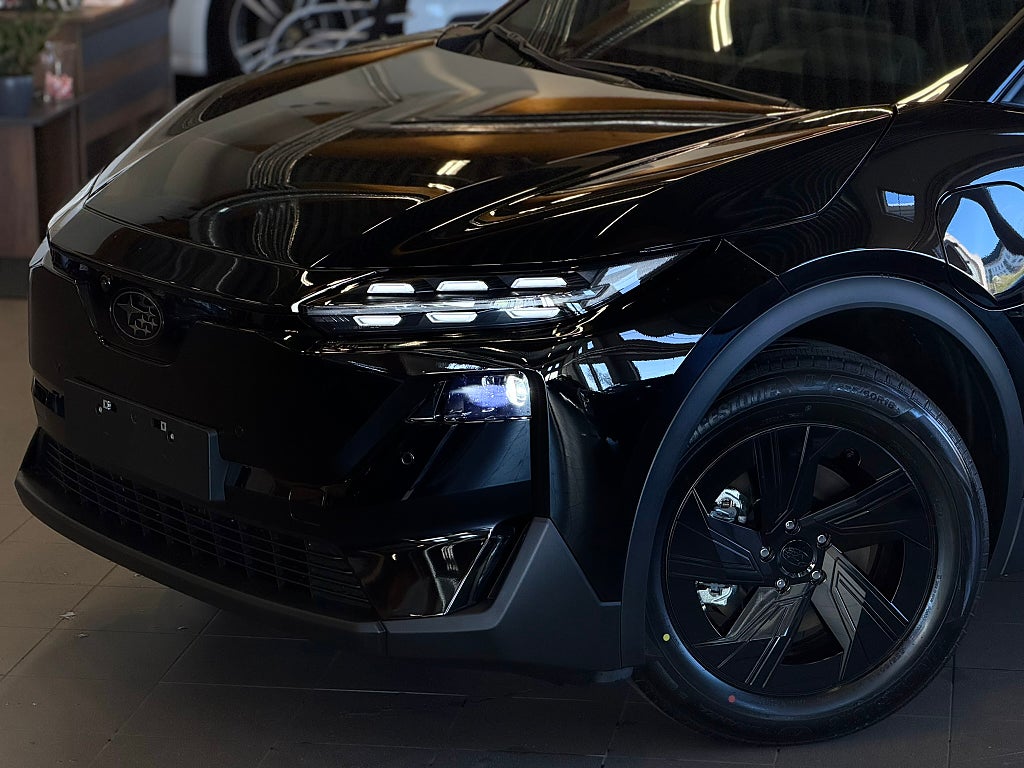 Subaru Uncharted Long Range 77 kWh / Limited / H&K / Skinn / Rattvärme