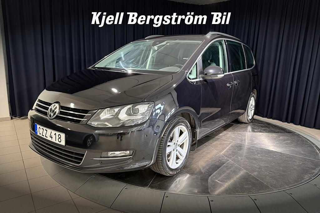 Volkswagen Sharan 7-sits 2.0 TDI 4M GT Premium D-Värme Drag Läder SE SPEC