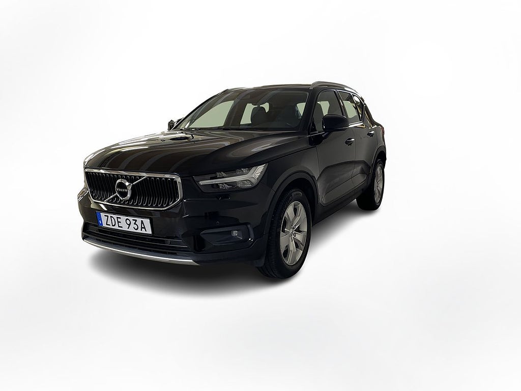 Volvo XC40 T2 FWD Momentum Advanced
