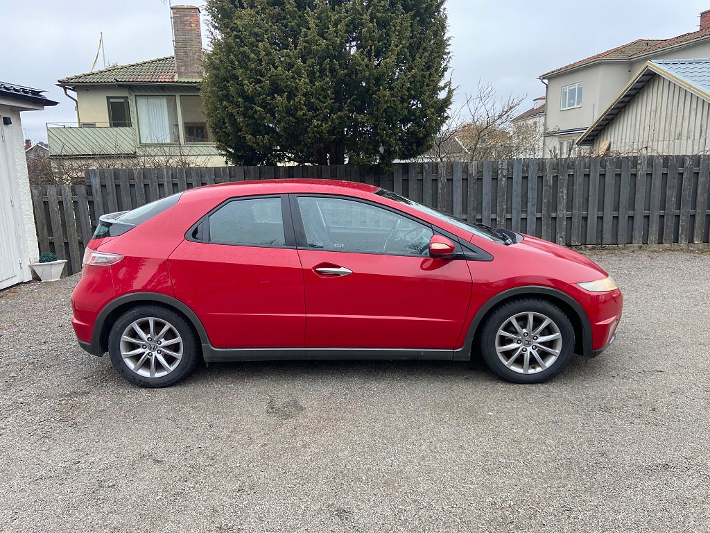 Honda Civic 5-dörrar 1.8 i-VTEC Sport Euro 5 byte/avbet