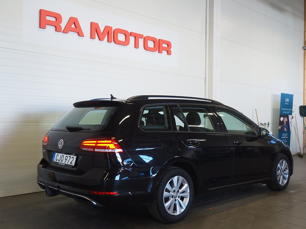 Volkswagen Golf Sportscombi 1.5 TSI 150hk DSG GT |Drag|Backkamera| 2020
