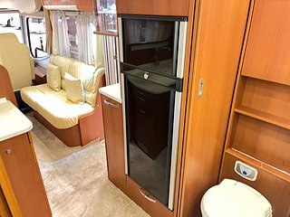 Husbil-integrerad Frankia Luxury Class 840 30 av 36