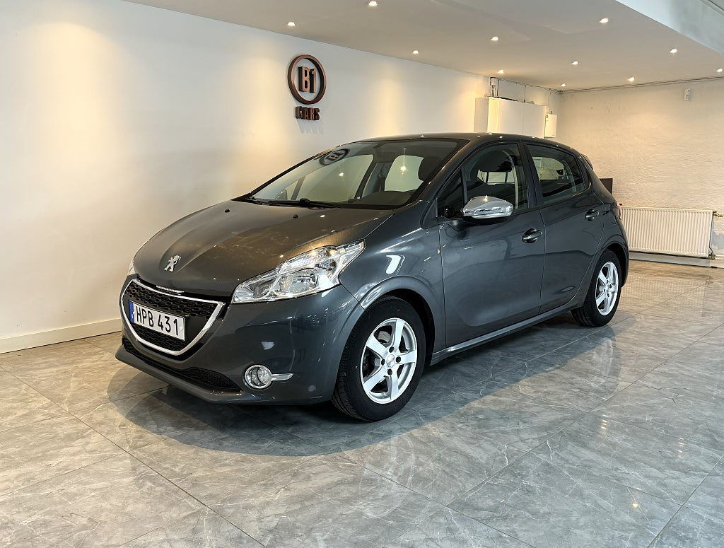 Peugeot 208 1.2 VTI EGS 82hk AUTOMAT LÅGMIL NYBES NYSERVAD DRAGKROK