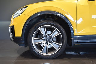 Kombi Audi Q2 16 av 17