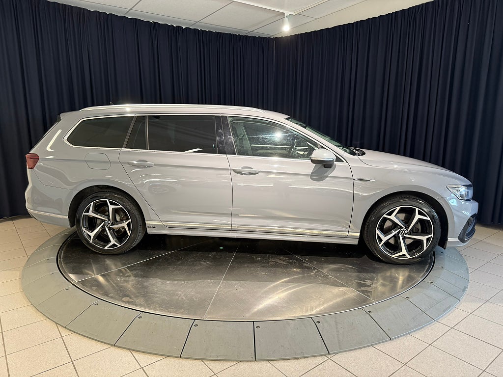 Volkswagen Passat 2022 - miniatyr 7