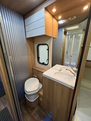 Husbil-halvintegrerad Ci MAGIS 86 P 130HK 12 av 14