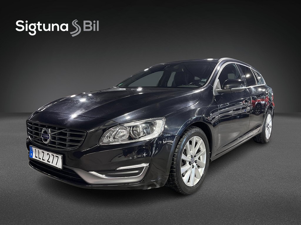 Volvo V60 D2 Momentum / VOC / DRAG / HIFI-Ljud RESERVERAD