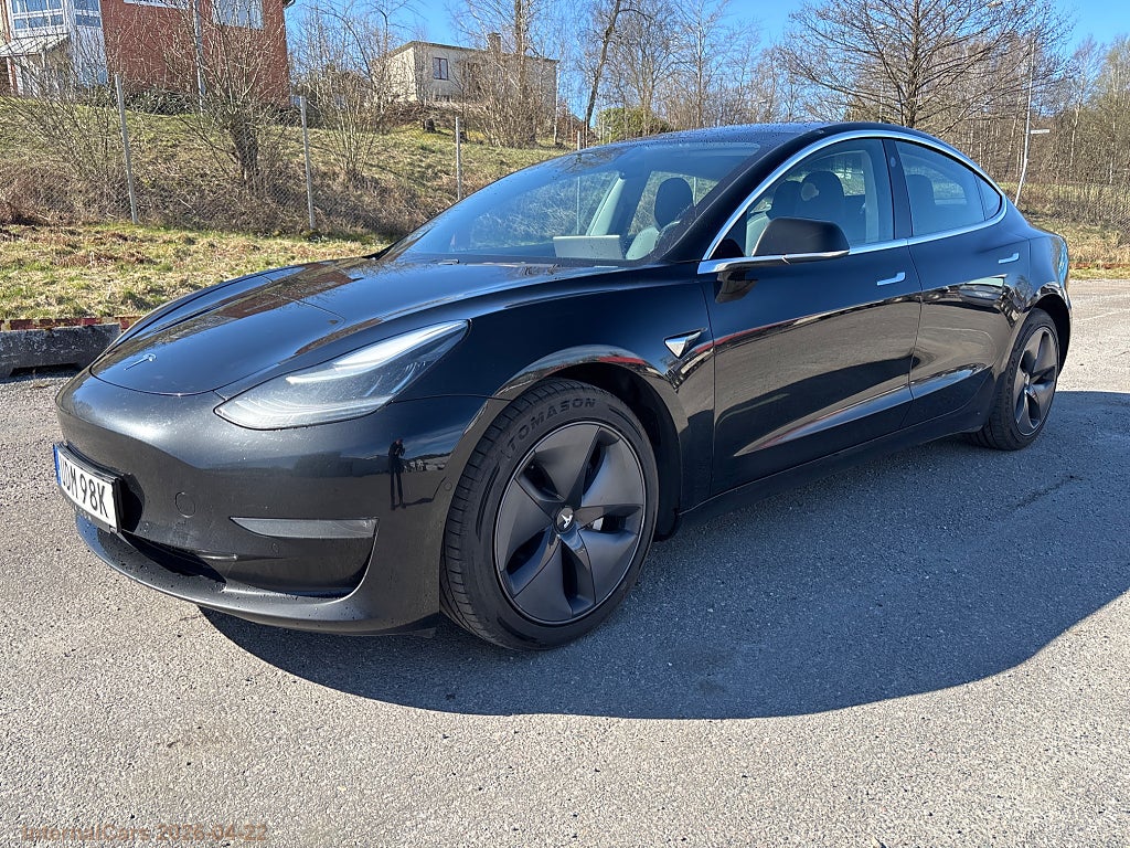 Tesla Model 3 LR AWD EXPORTNETTO 15.370€