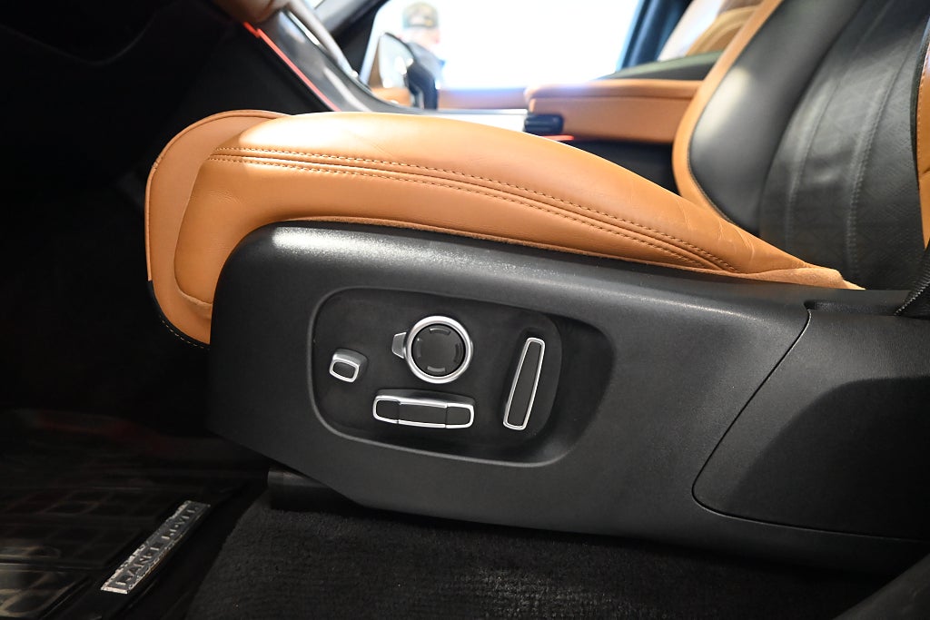 Land Rover Range Rover 2018 - miniatyr 17