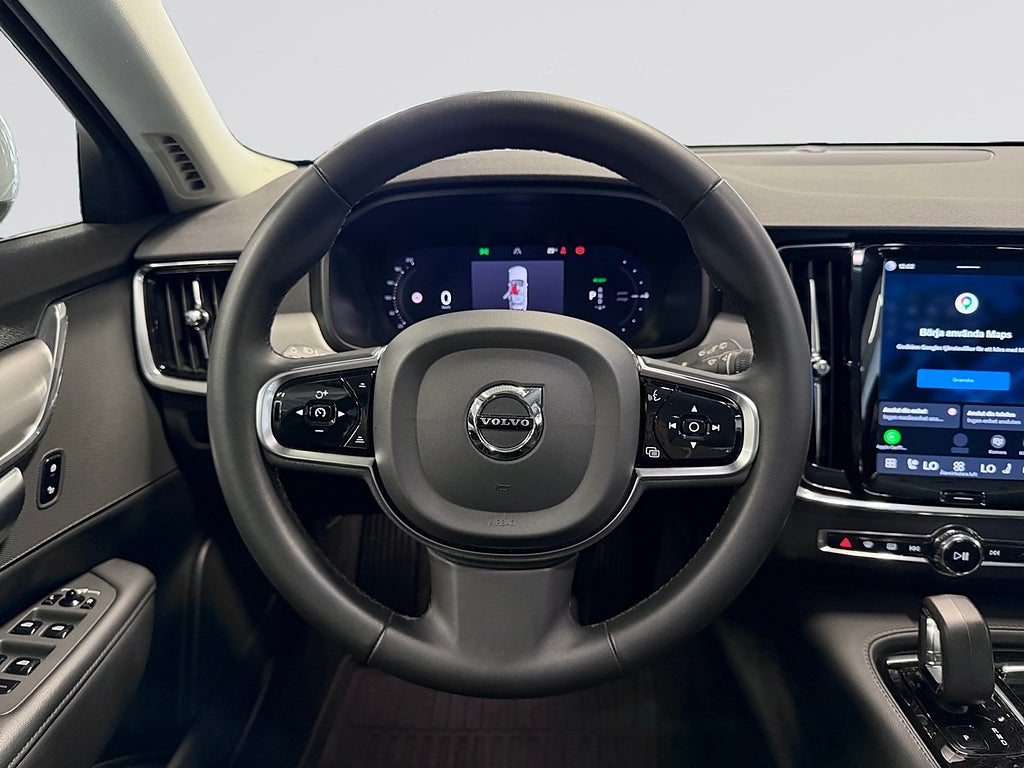 Volvo V90 Recharge T6 AWD Core Edition Adaptiv Fart Drag Värmare bild 13