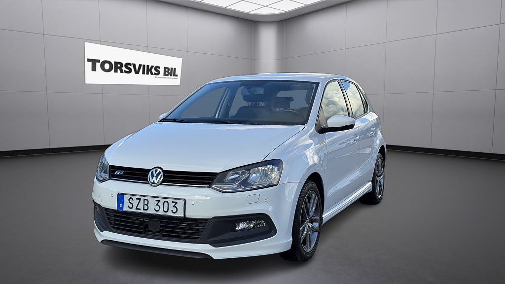 Volkswagen Polo 5-dörrar 1.2 TSI R-Line Base P-Sensorer Ny servad