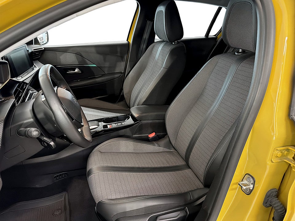 Bild på Peugeot E-208 Allure 50kWh 136hk Aut B-KAMERA CARPLAY