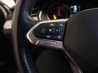 Kombi Volkswagen Passat 21 av 24