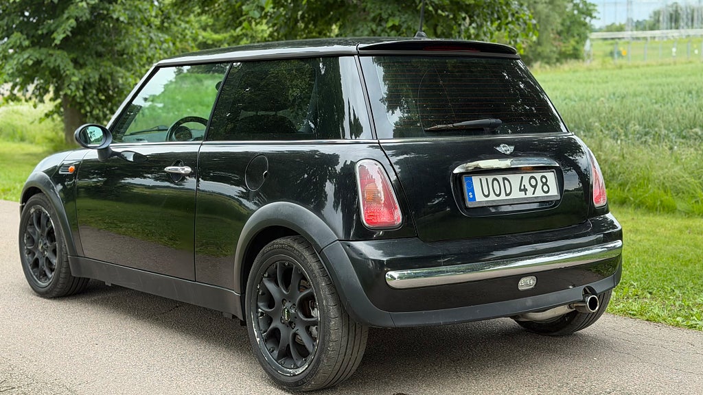 MINI Cooper Manual, 116hp, 2004