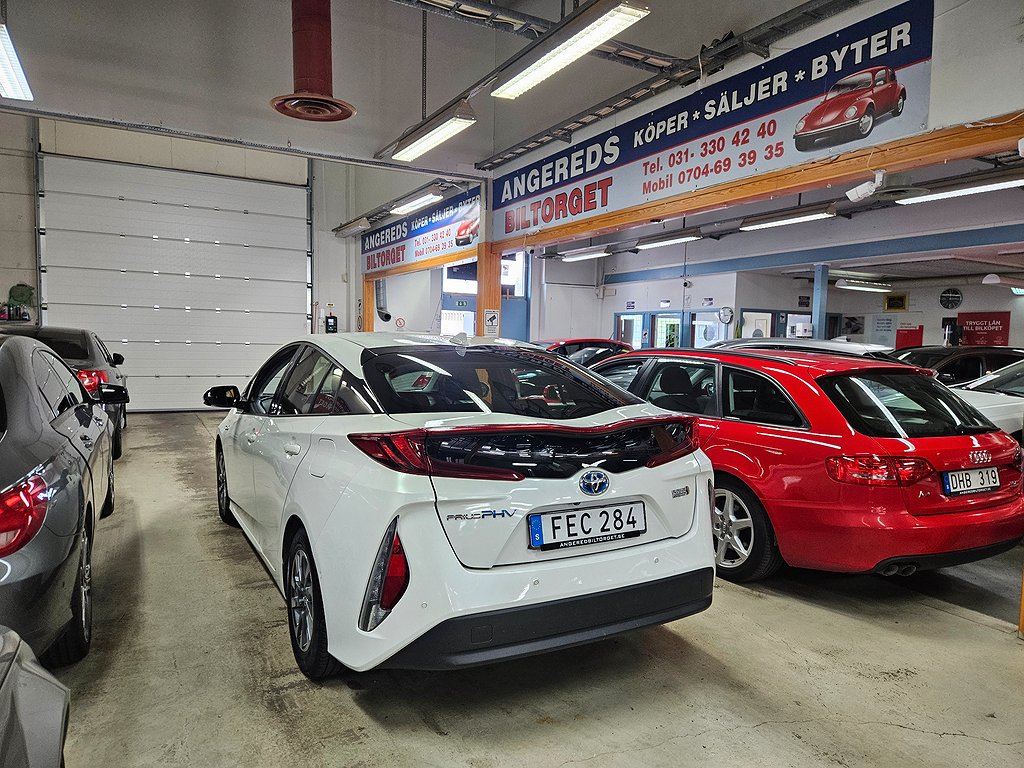 Toyota Prius Plug-in Hybrid 1.8 VVT-i Plug-in CVT, 123hk, 2019