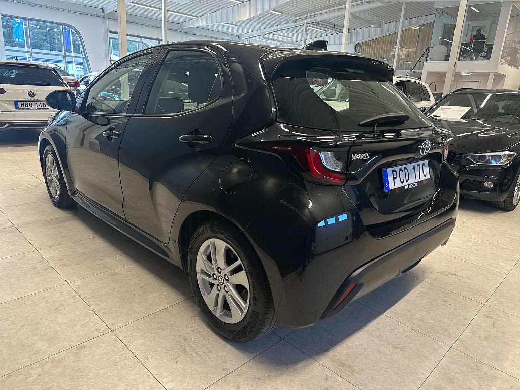 Toyota Yaris Hybrid CVT 4,99% Active/B-Kamera/Rattvärme