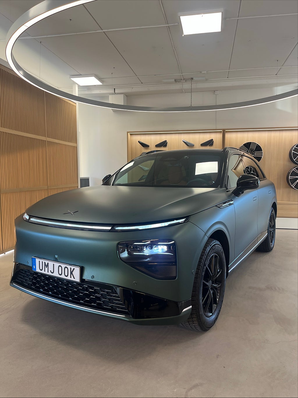 XPENG G9 Long range RWD 570km/Fullutrustad/Wrappad/lågmilad