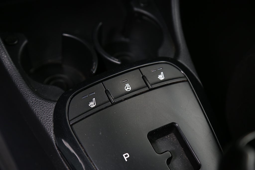 Kia Picanto 1,25 MPI 84hk Advance Automat CarPlay Kamera P-sensor 2019