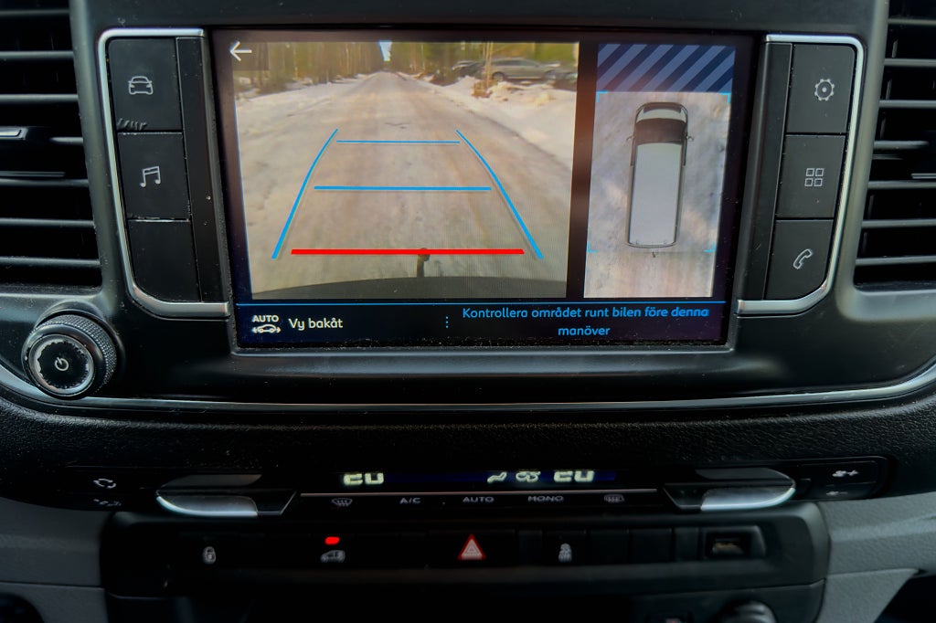 Peugeot Expert Panel Van 1.2t 2.0 BlueHDi |D-värm|B-kamera|Drag|PRO+