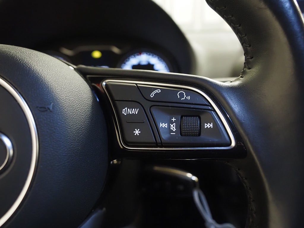 Audi A3 Sportback 1.5 150hk COD S Tronic Proline P-Sensorer 2018