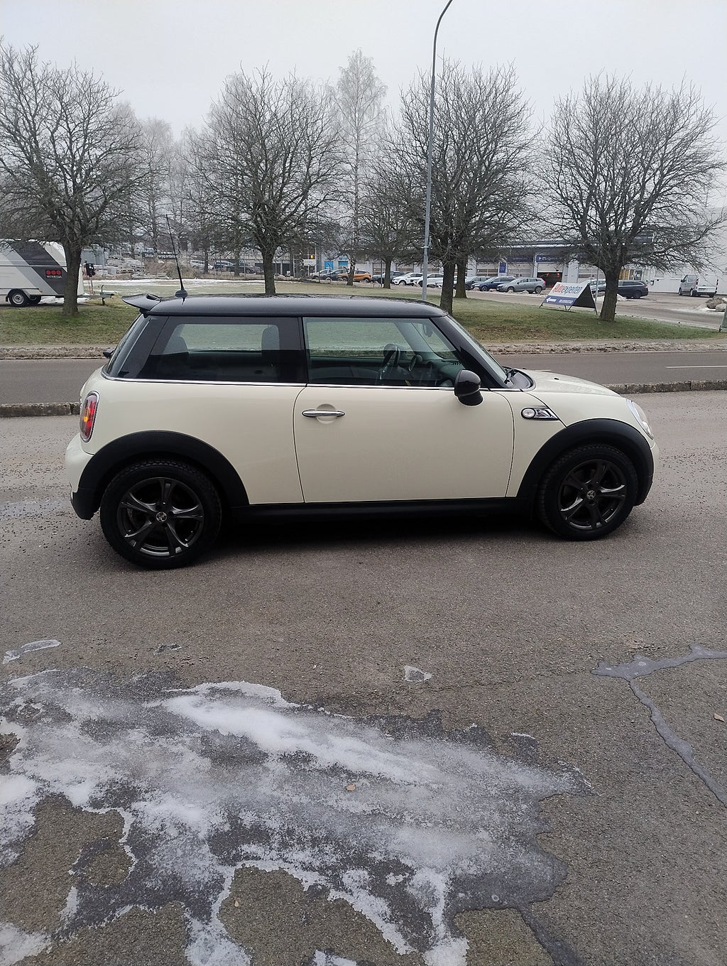 MINI Cooper S(184HK) Euro 5. Endast 7500 mil I Toppskick.S+V.däck