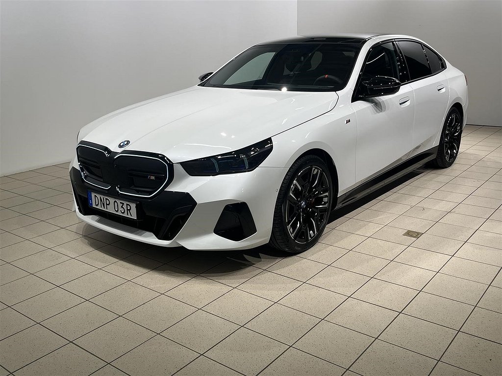 BMW i5 M60 0.95% Ränta M Sport Pro Innovation DAP Komfortstol Keyless 2