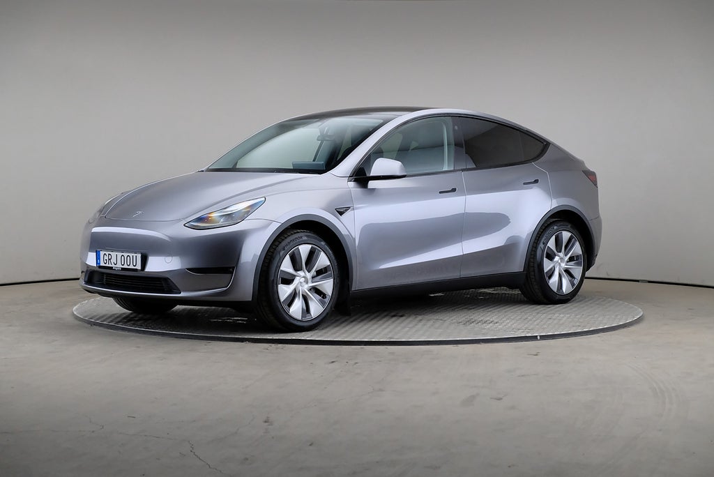 Tesla Model Y Long Range AWD 514hk Drag Läder