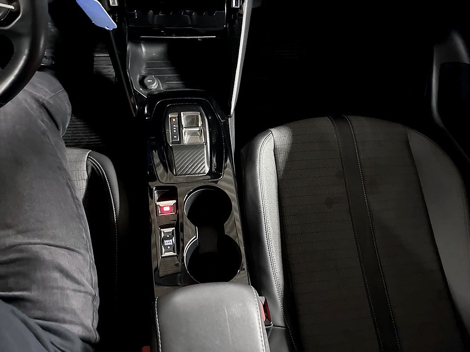 Bild på Peugeot 208 Allure 1.2 PT 100hk Aut  B-KAMERA CARPLAY