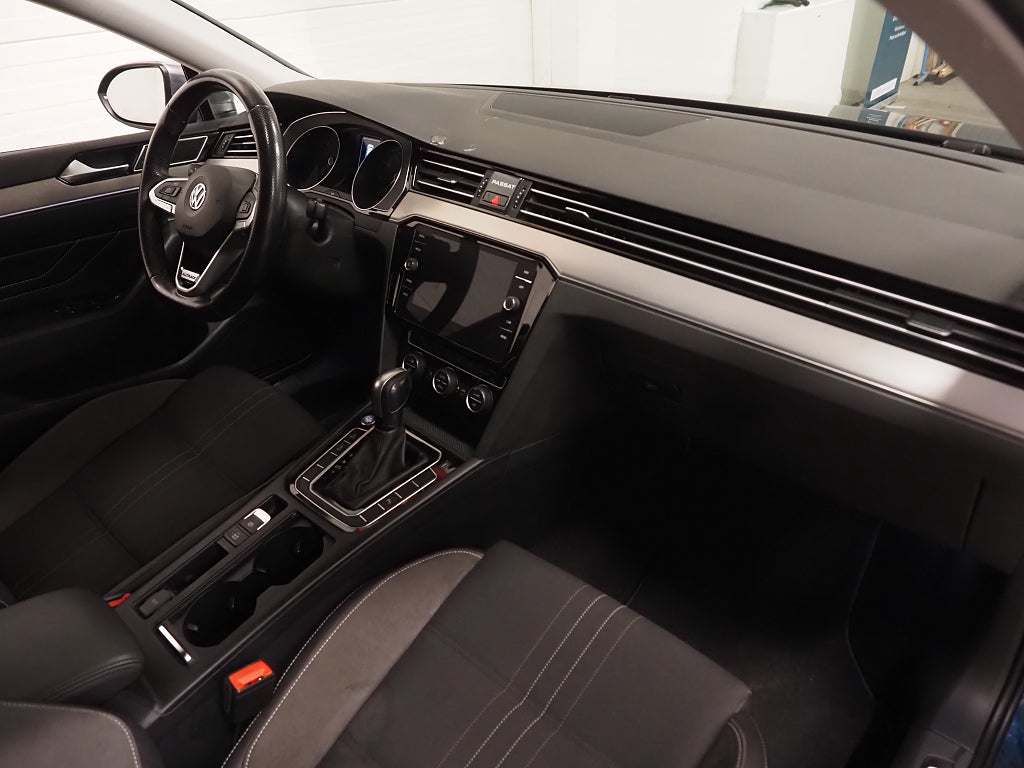 Volkswagen Passat Alltrack 2.0 TDI 4Motion Navi B-Kam D-Värm 2020
