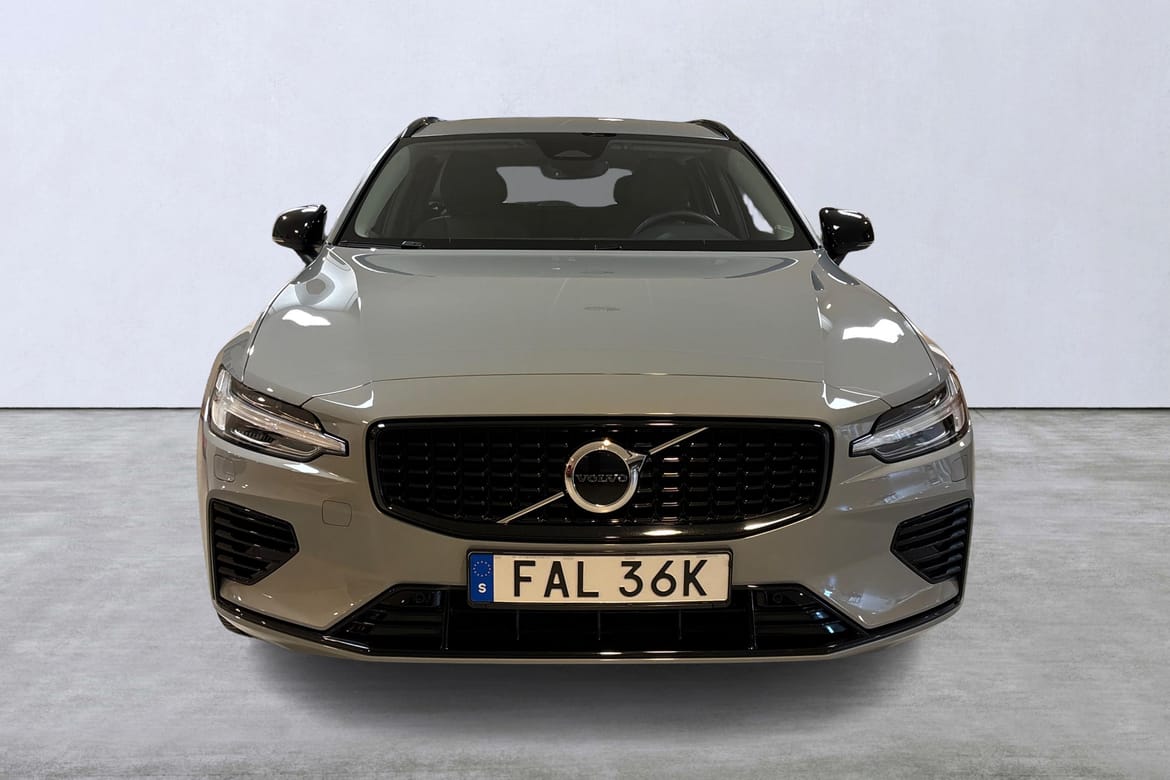 Volvo V60 T6 Plus Dark 2025, kuva 7/10