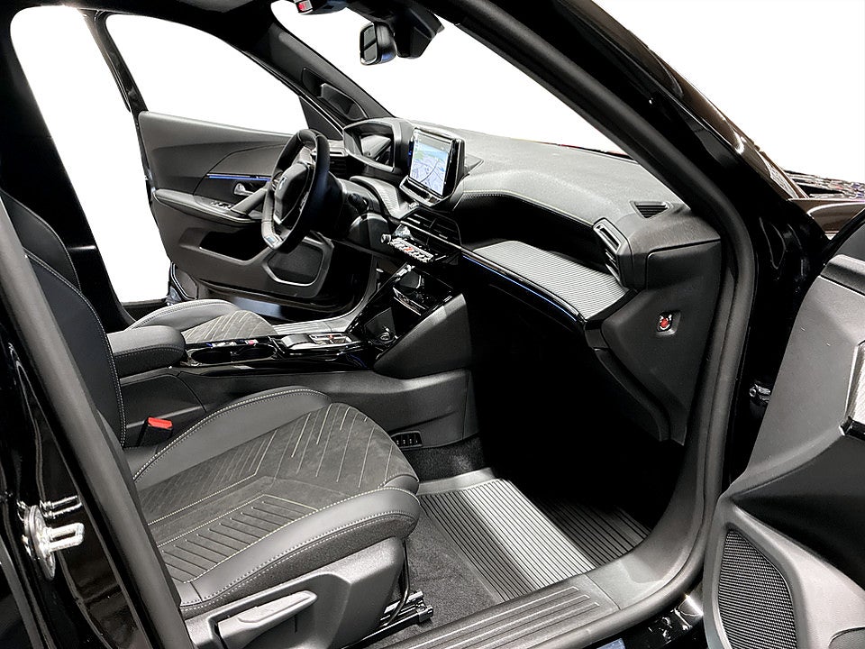 Bild på Peugeot 2008 GT Hybrid Aut - OMGÅENDE LEVERANS!