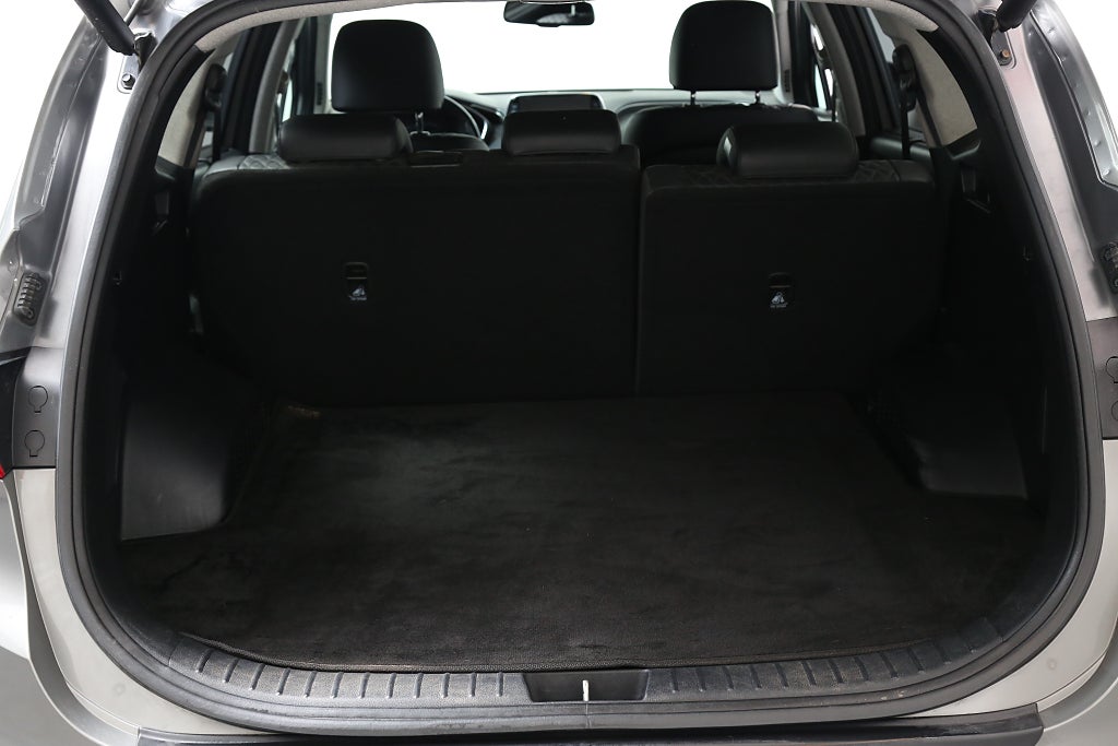 Hyundai Santa Fe 2,2 CRDi 200hk Premium AWD Aut Extraljus Motorv Drag 2020