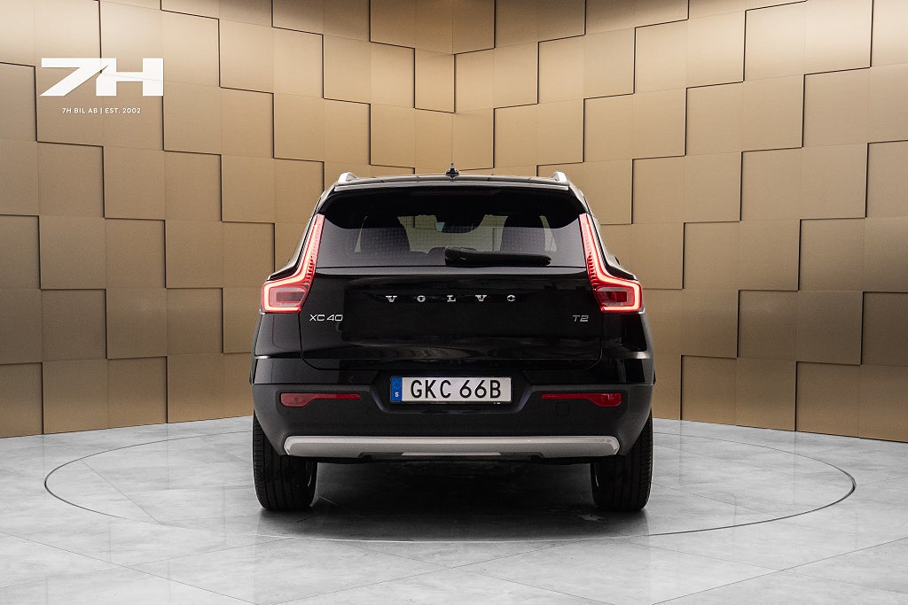 Volvo XC40 T2 / Harman Kardon / Värmare / Farthållare / Sensorer